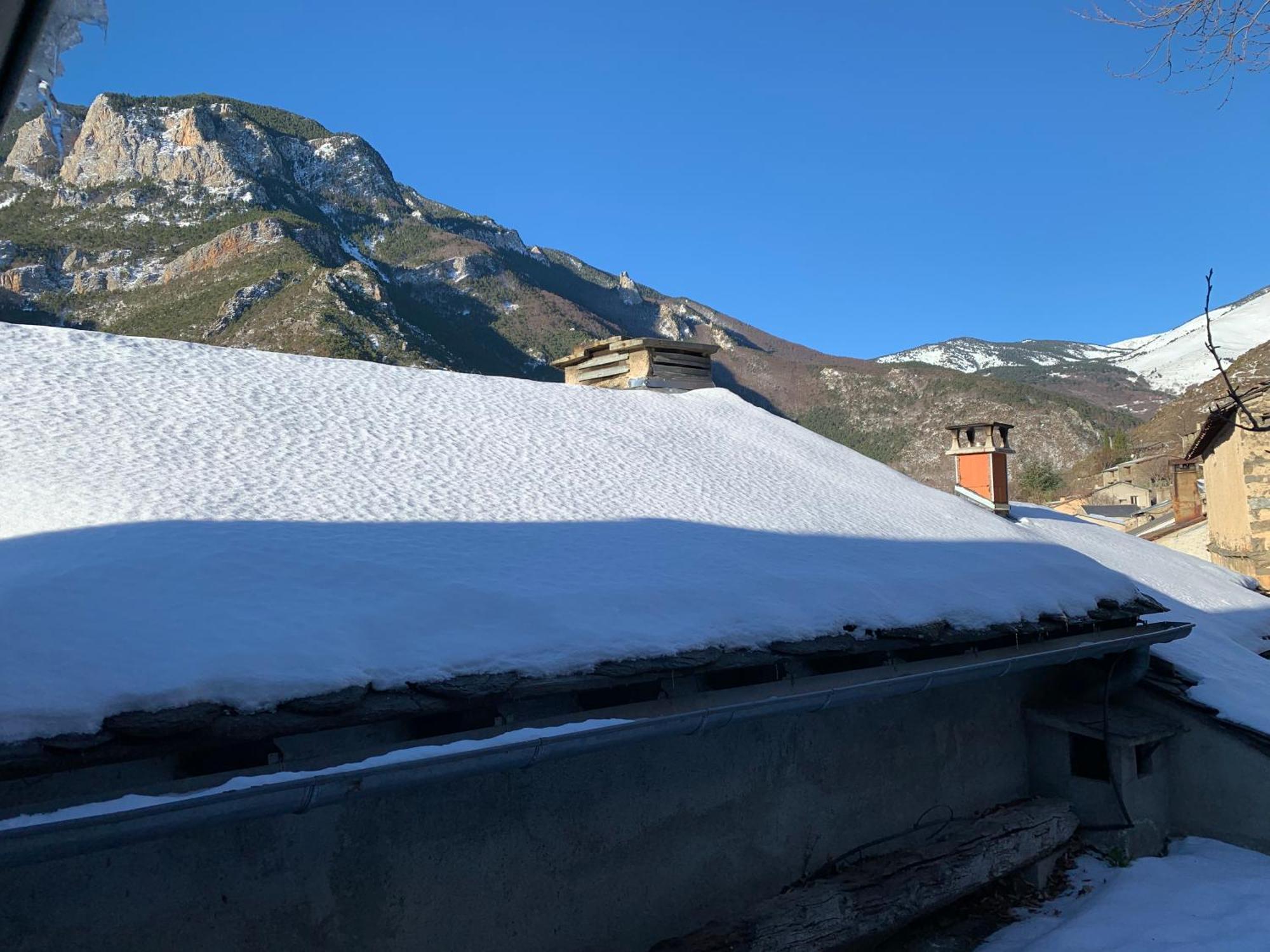 Gite Paisible Au Coeur Des Montagnes A Nohèdes Exterior foto